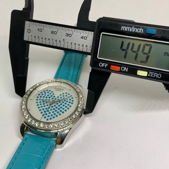 Sophie Women’s quartz analog wrist watch large silver tone case 45mm running - Picture 6 of 8